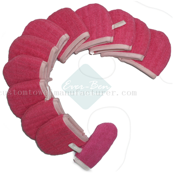 China Bulk produce fast drying travel towel Glove Towel Supplier Custom Logo Red Promotional Baby Glove Towels Manufacturer for Italy Poland